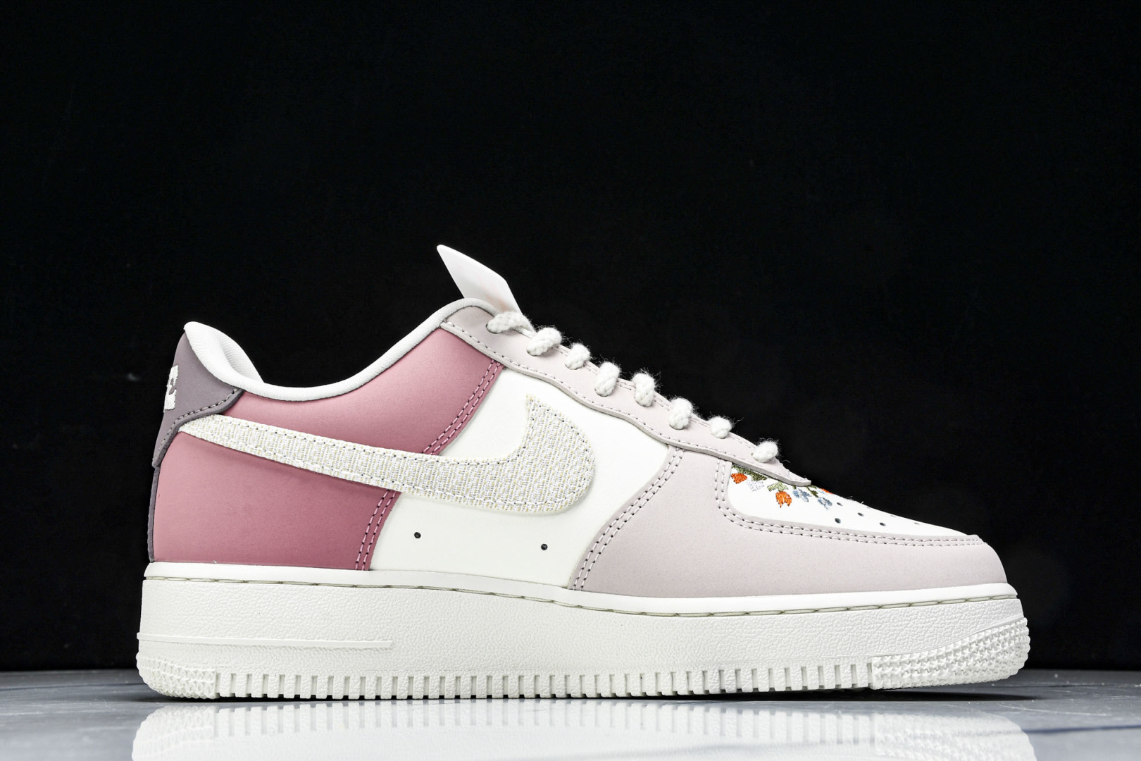  NK Air Force 1'07 Low 空军一号低帮休闲板鞋 IB8874-111 尺寸36 36