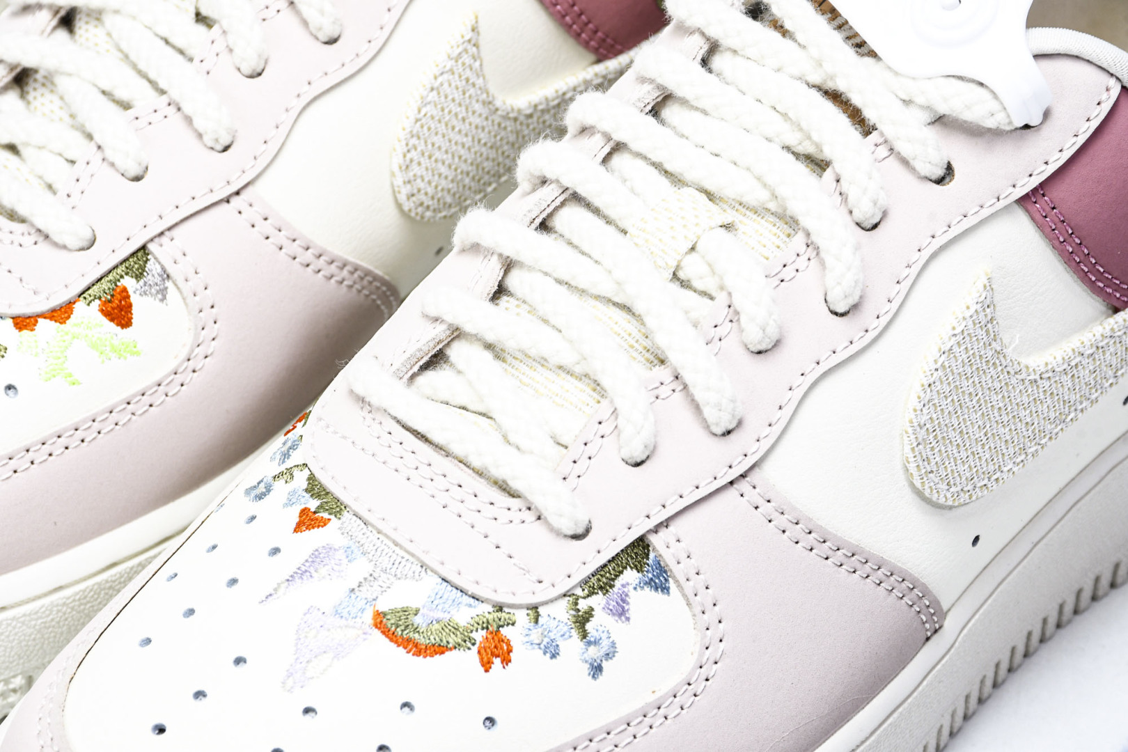  NK Air Force 1'07 Low 空军一号低帮休闲板鞋 IB8874-111 尺寸36 36