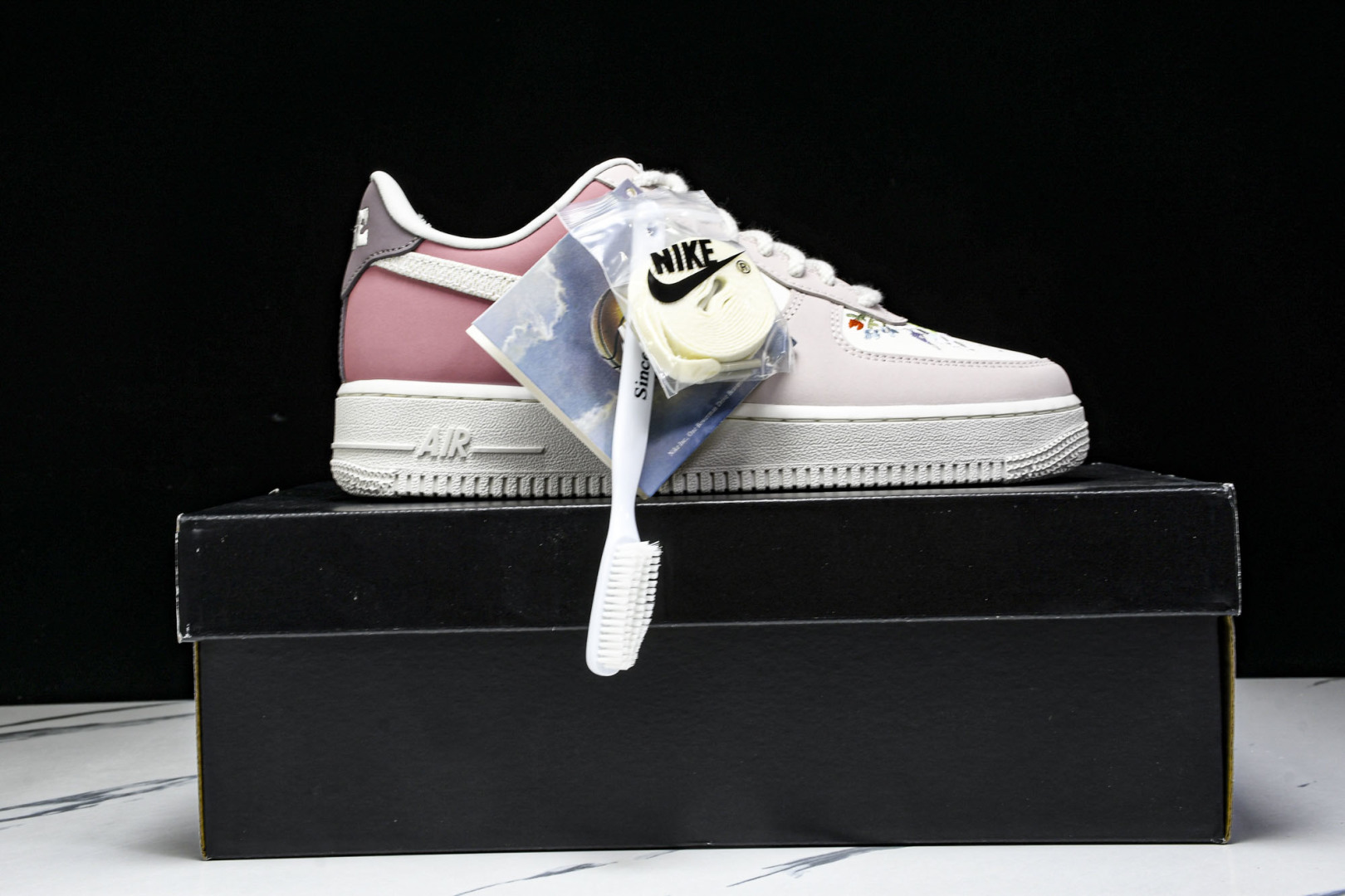  NK Air Force 1'07 Low 空军一号低帮休闲板鞋 IB8874-111 尺寸36 36
