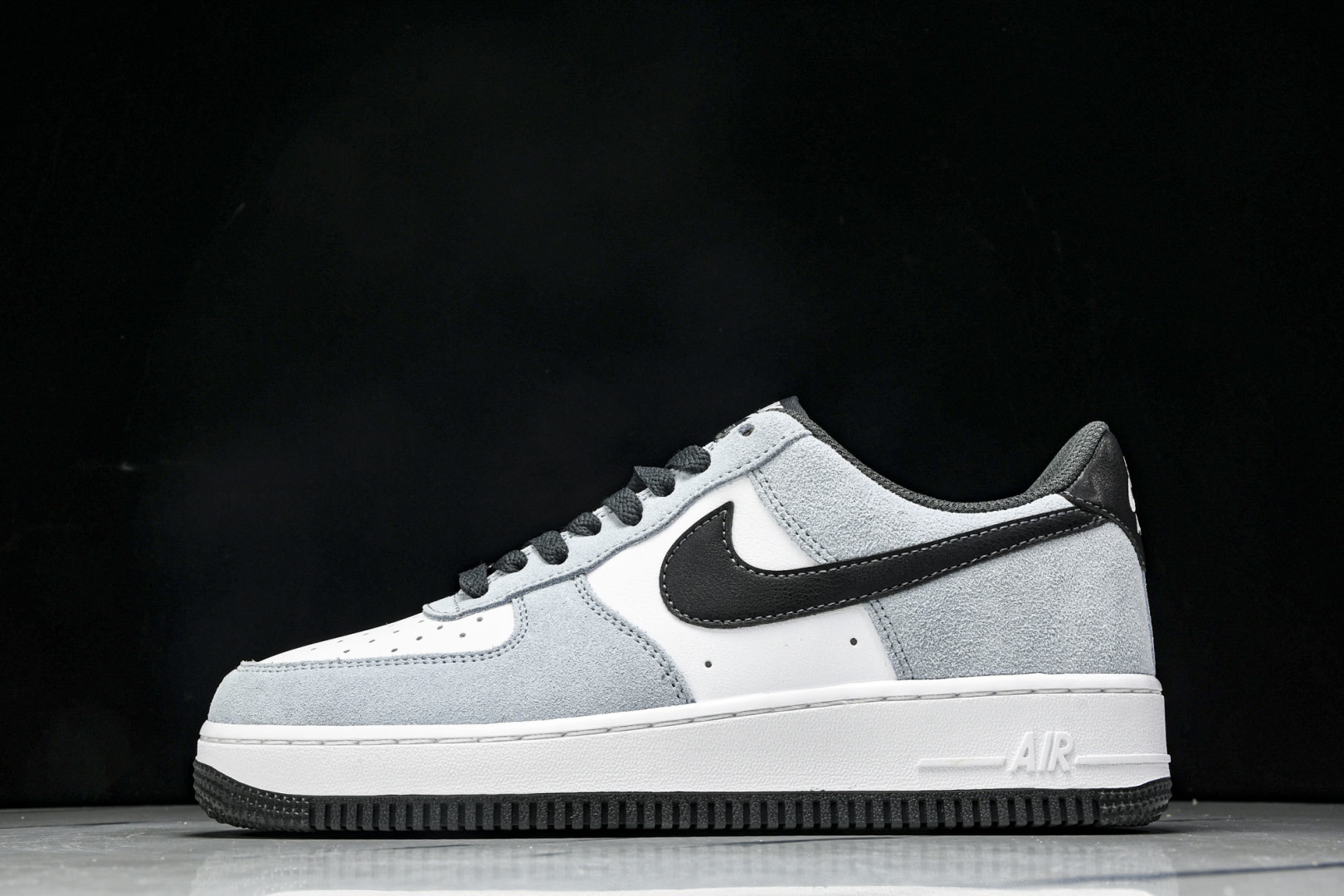  NK Air Force 1'07 Low 空军一号低帮休闲板鞋 IF6205-400 尺寸36 36