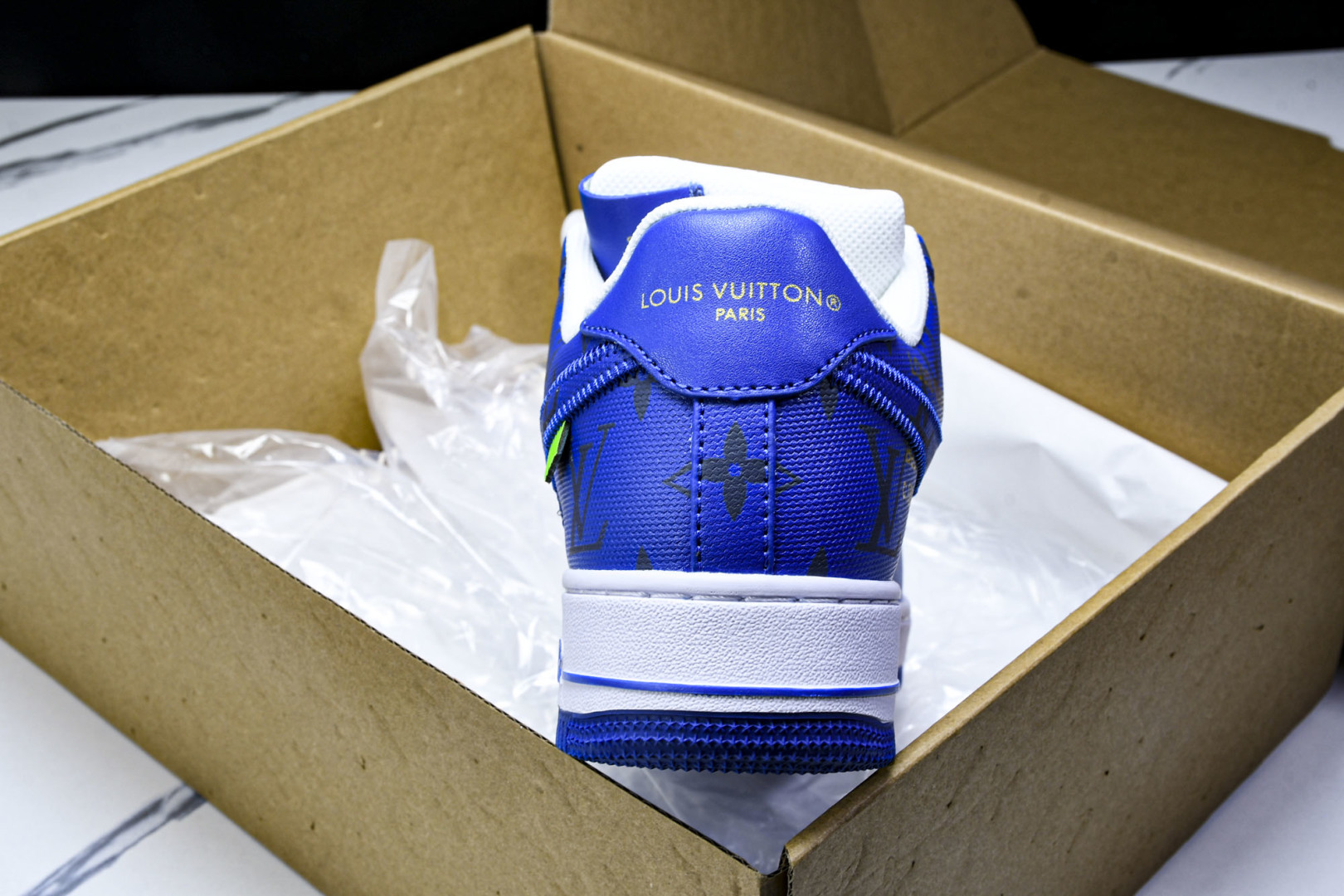  Air Force 1 '07 Low X LV TRAINER SNEAKER 联名 蓝白印花绿钩 