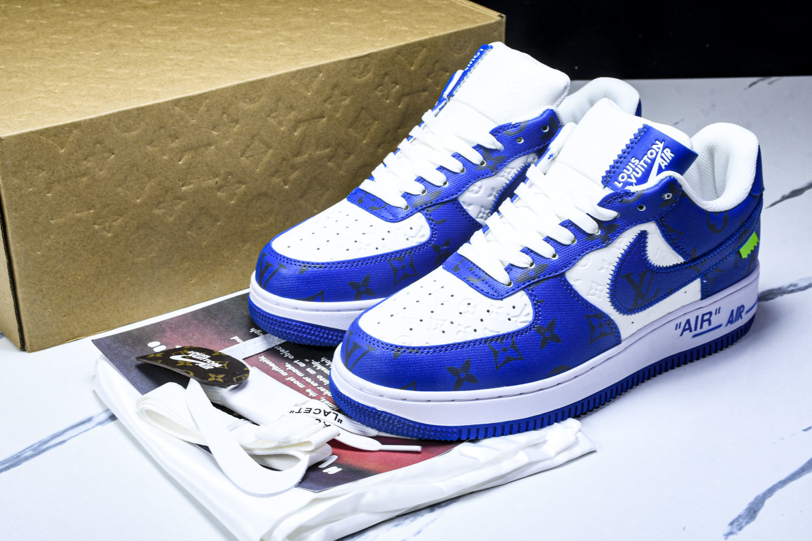  Air Force 1 '07 Low X LV TRAINER SNEAKER 联名 蓝白印花绿钩 