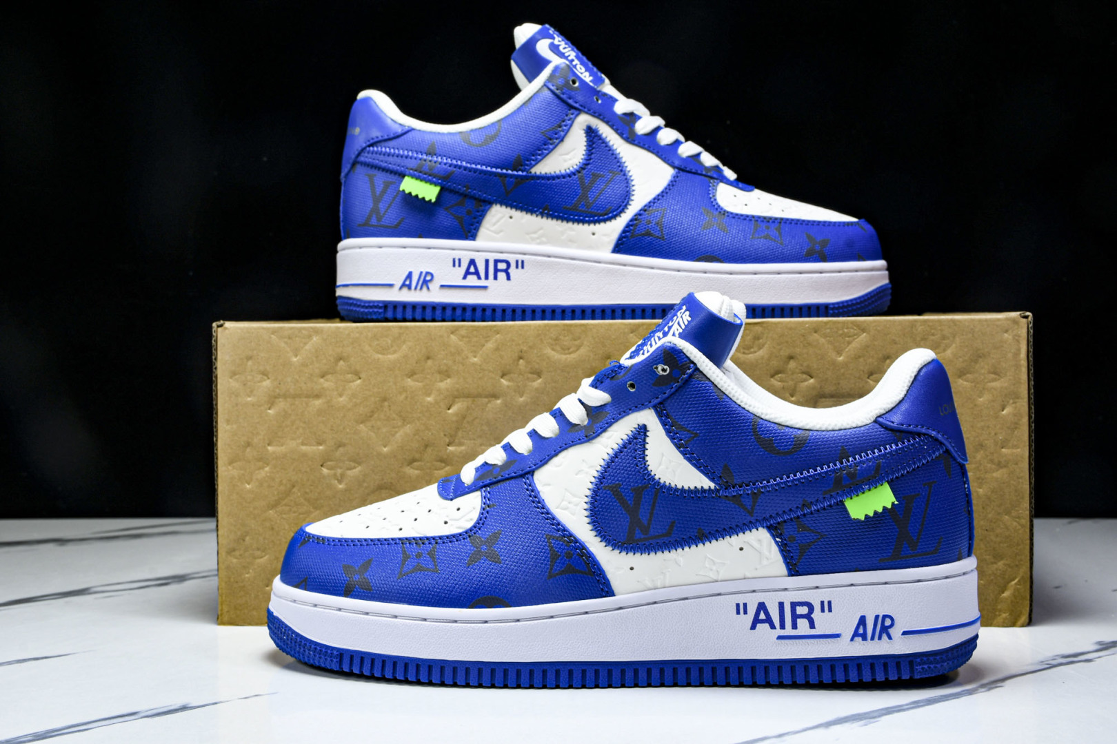  Air Force 1 '07 Low X LV TRAINER SNEAKER 联名 蓝白印花绿钩 
