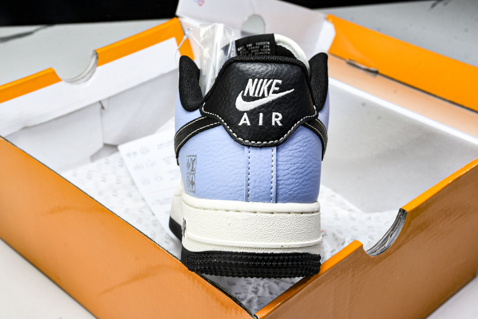  NK Air Air Force 1'07 Low LV联名 黑水蓝 空军一号低帮休闲板鞋 JJ250