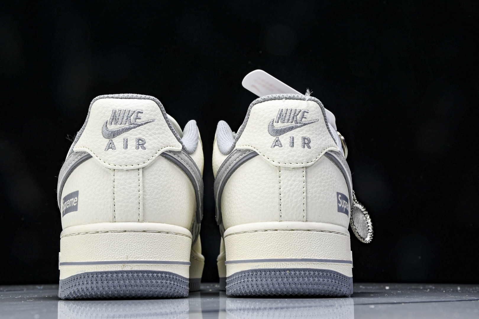  NK Air Air Force 1'07 Low Supreme联名 米灰多重勾 空军一号低帮休闲板