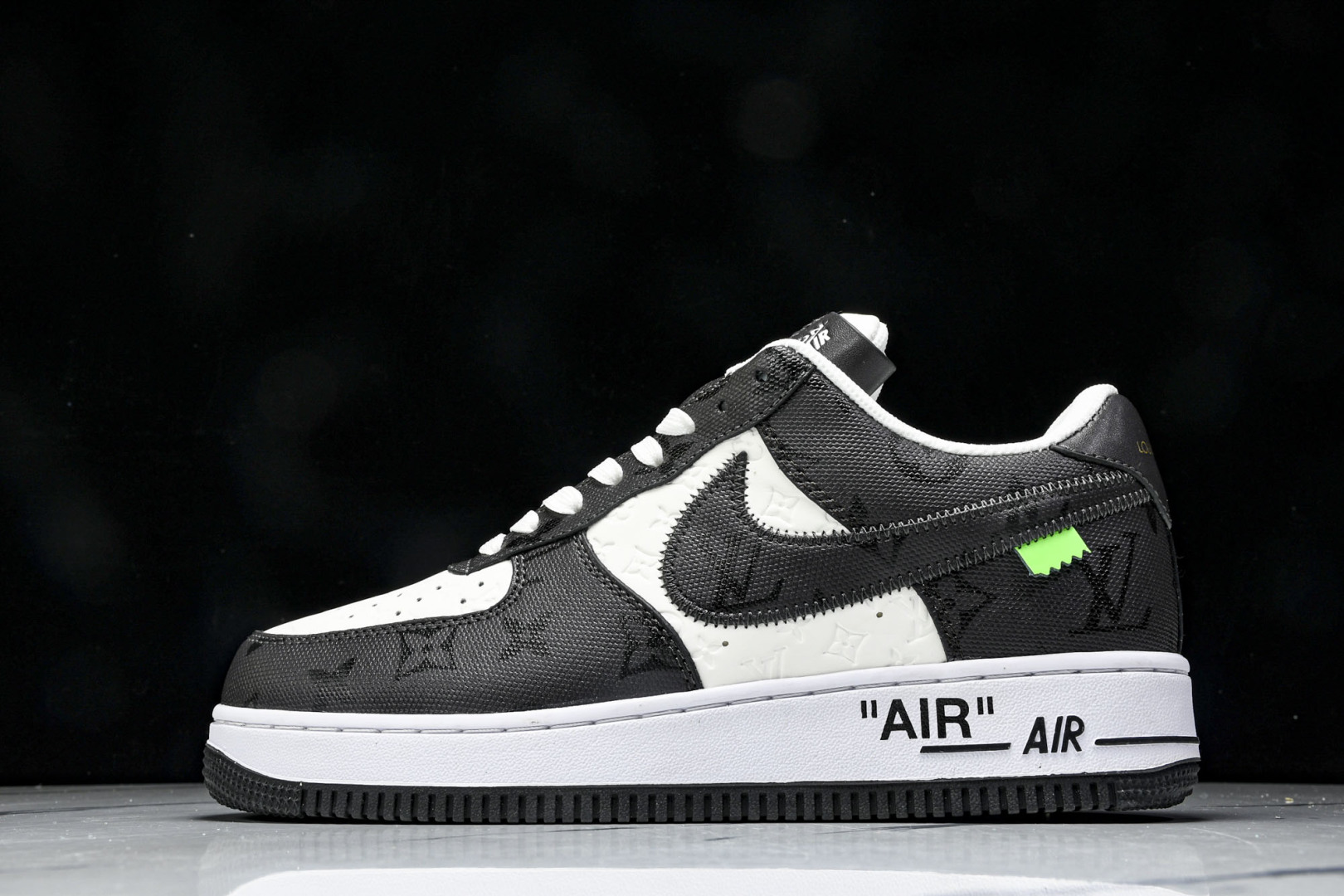  NK Air Force 1 '07 Low X LV TRAINER SNEAKER 联名 黑白印花