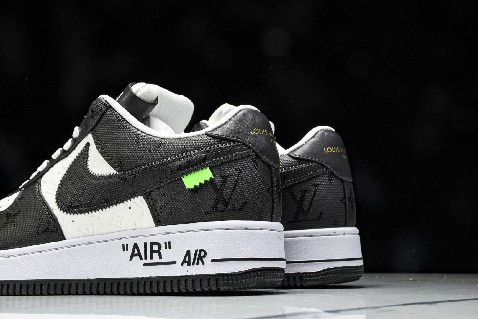  NK Air Force 1 '07 Low X LV TRAINER SNEAKER 联名 黑白印花