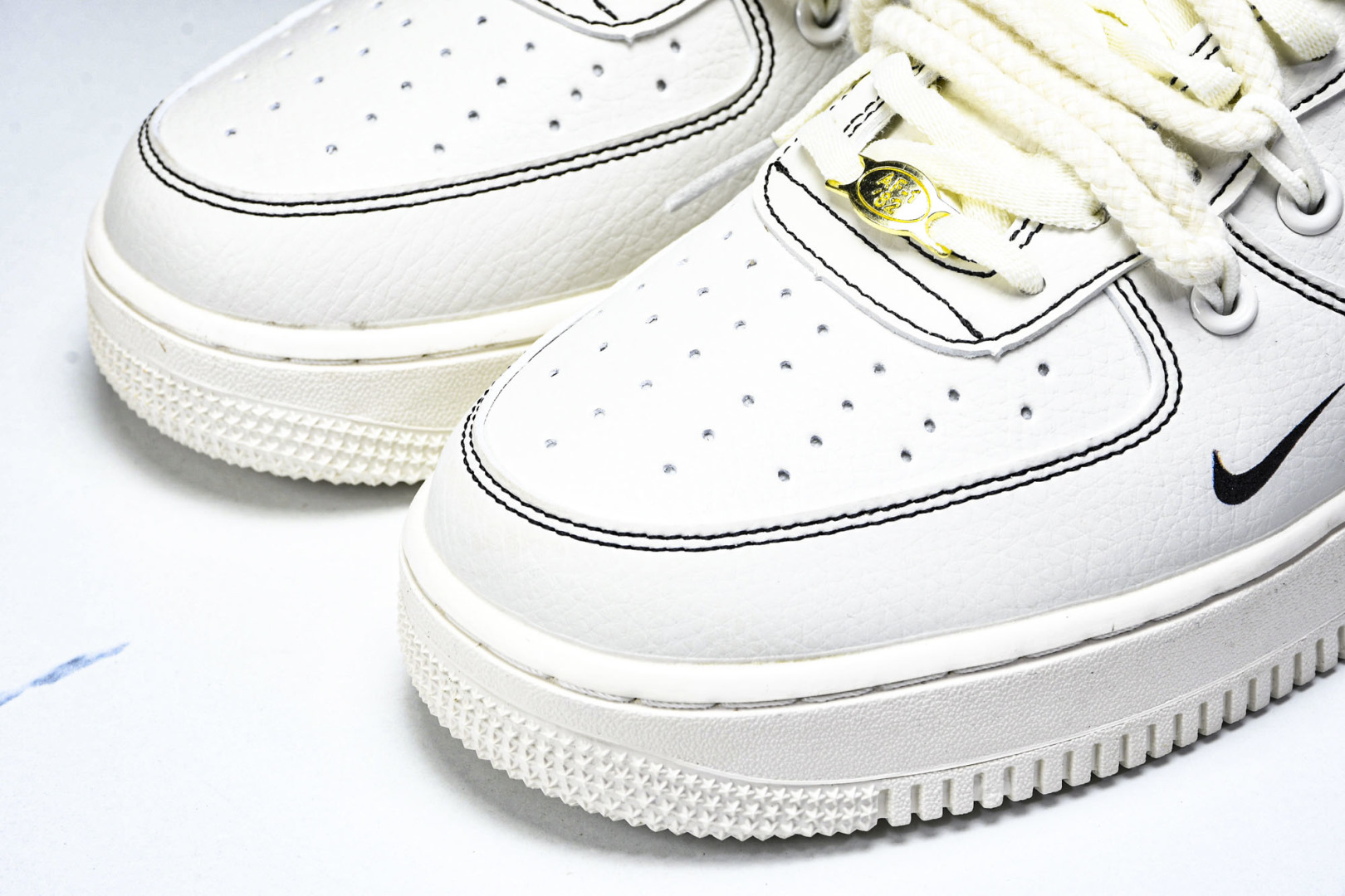  NK Air Force 1‘07 Low  米白绑带黑小勾 空军一号低帮休闲板鞋 GS9875-00
