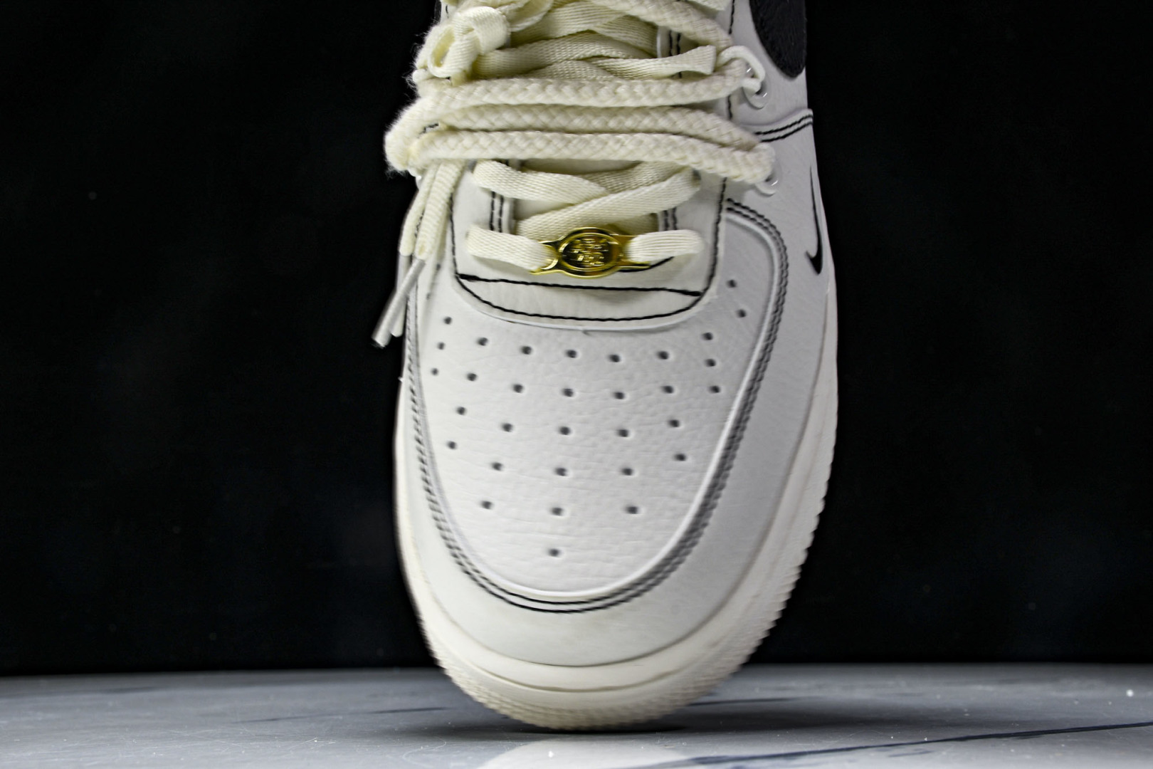  NK Air Force 1‘07 Low  米白绑带黑小勾 空军一号低帮休闲板鞋 GS9875-00