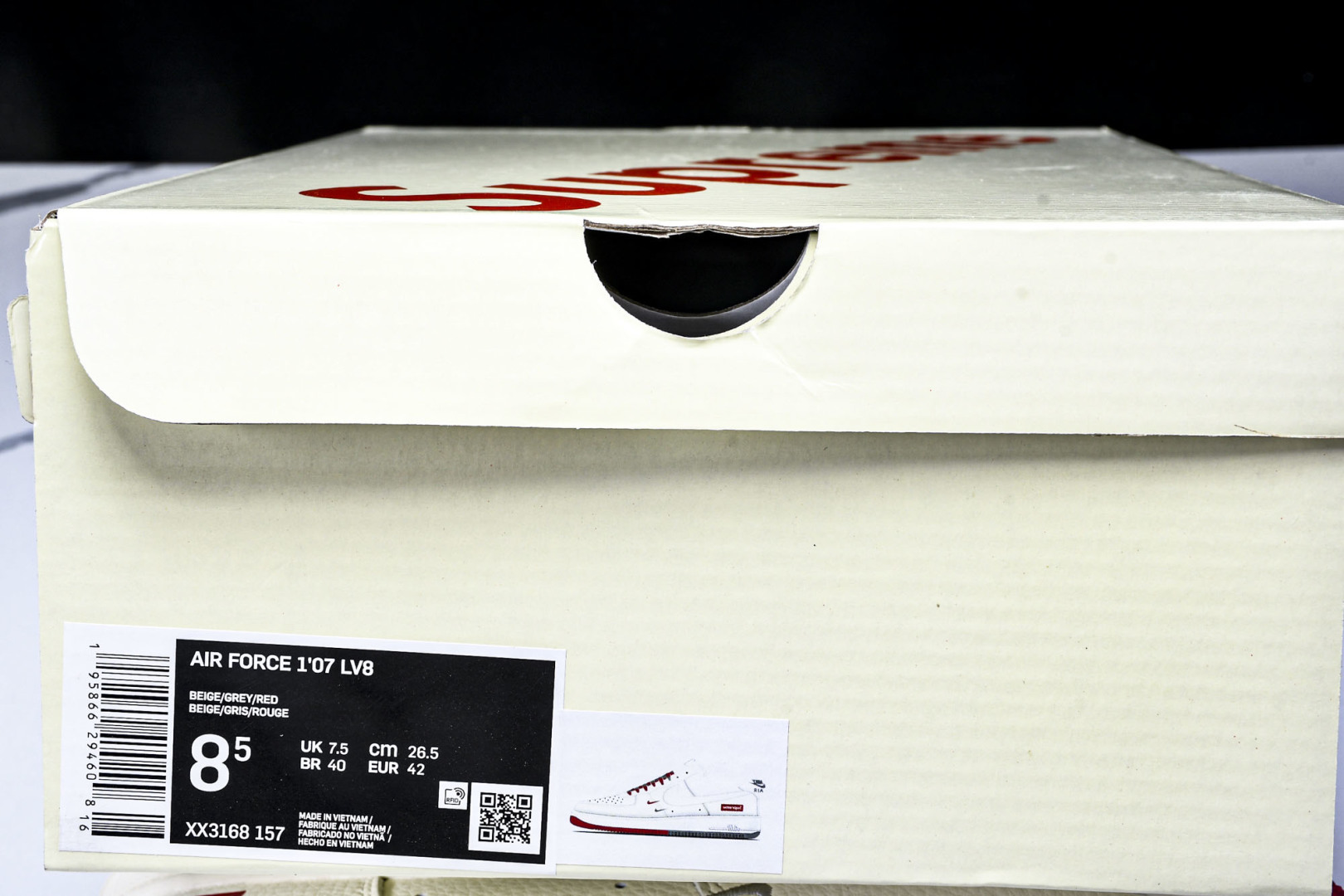 NK Air Force 1'07  Supreme 联名 米白红 货号：XX3168 157 尺寸36