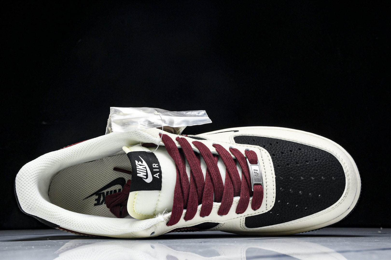 NK Air Force 1'07 Low Bape联名 米黑拼接酒红 空军一号低帮休闲板鞋 QW583