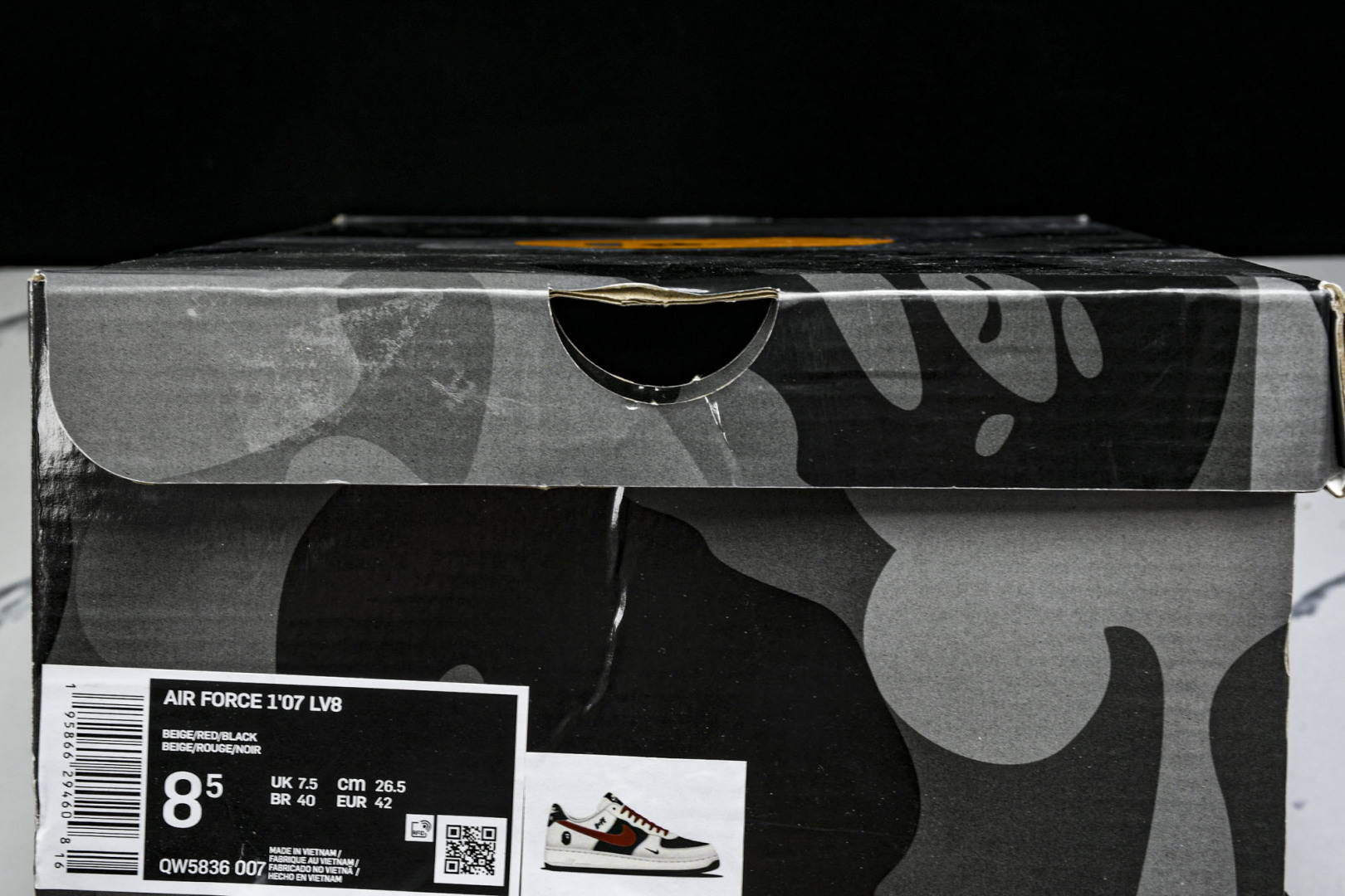 NK Air Force 1'07 Low Bape联名 米黑拼接酒红 空军一号低帮休闲板鞋 QW583