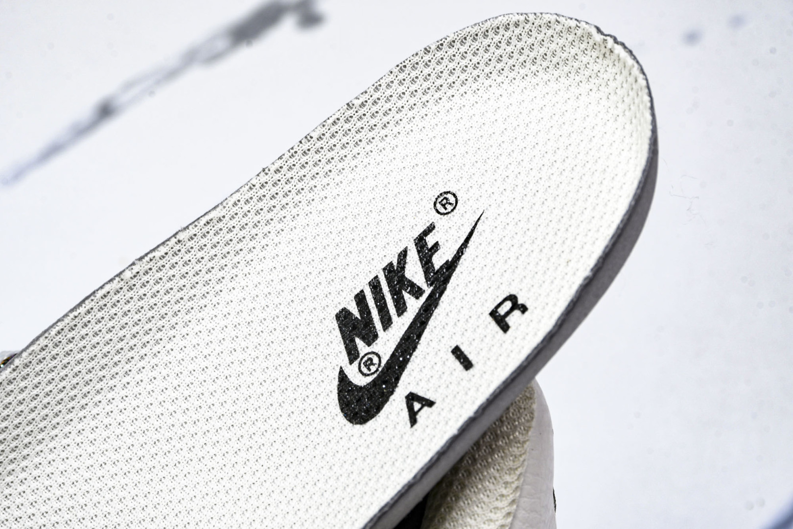 NK Air Force 1'07 Low Blue Daisy 手绘涂鸦 蓝调雏菊 空军一号低帮休闲运