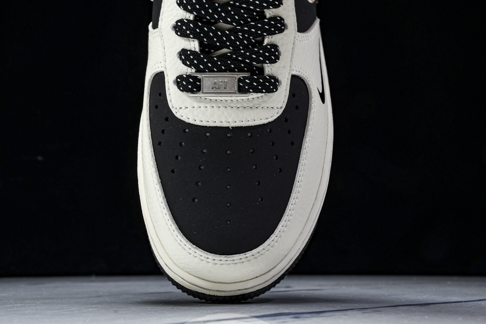 NK Air Force 1'07 Low Fod联名 白灰七彩勾 空军一号低帮休闲板鞋 LW9279-