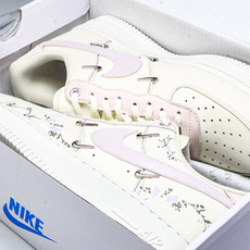 NK Air Force 1'07 Low Light Pink Flowers 手绘涂鸦 浅粉漫花 空 NK Air Force 1'07 Low Light Pink Flowers 手绘涂鸦 浅粉漫花 空