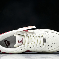 NK Air Force 1'07 Low LV联名 白红 空军一号低帮休闲板鞋 LW9279-015 NK Air Force 1'07 Low LV联名 白红 空军一号低帮休闲板鞋 LW9279-015