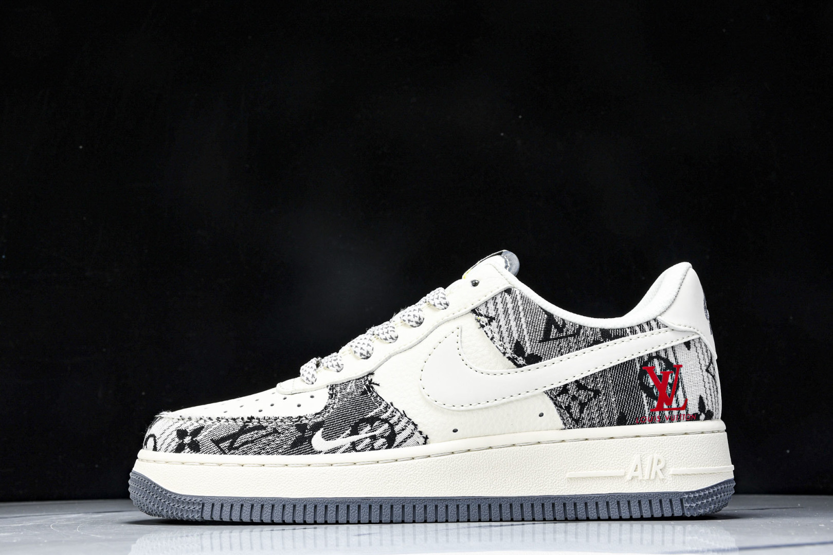 NK Air Force 1'07 Low LV联名 黑灰印花牛仔 空军一号低帮休闲板鞋 XS1958-