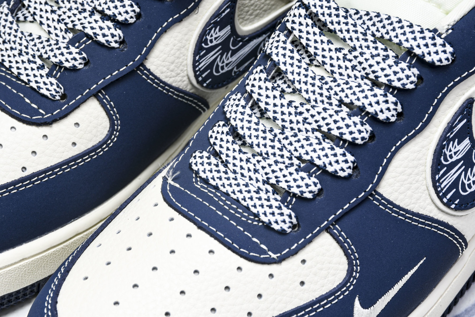 NK Air Force 1'07 Low LV联名 花布蓝勾 空军一号低帮休闲板鞋 DF0188-06