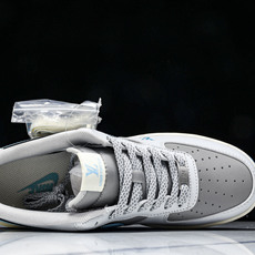 NK Air Force 1'07 Low LV联名 灰蓝底 空军一号低帮休闲板鞋 JJ2508-704 NK Air Force 1'07 Low LV联名 灰蓝底 空军一号低帮休闲板鞋 JJ2508-704