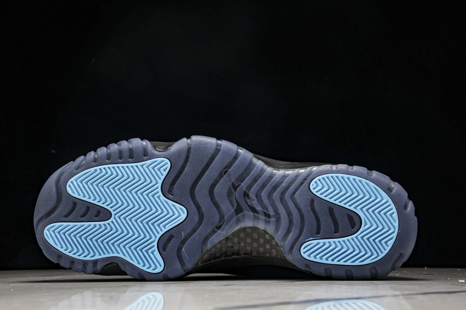 AJ11 尺码40-47.5

纯原版出品-Jordan Air Jordan 11 retro gam