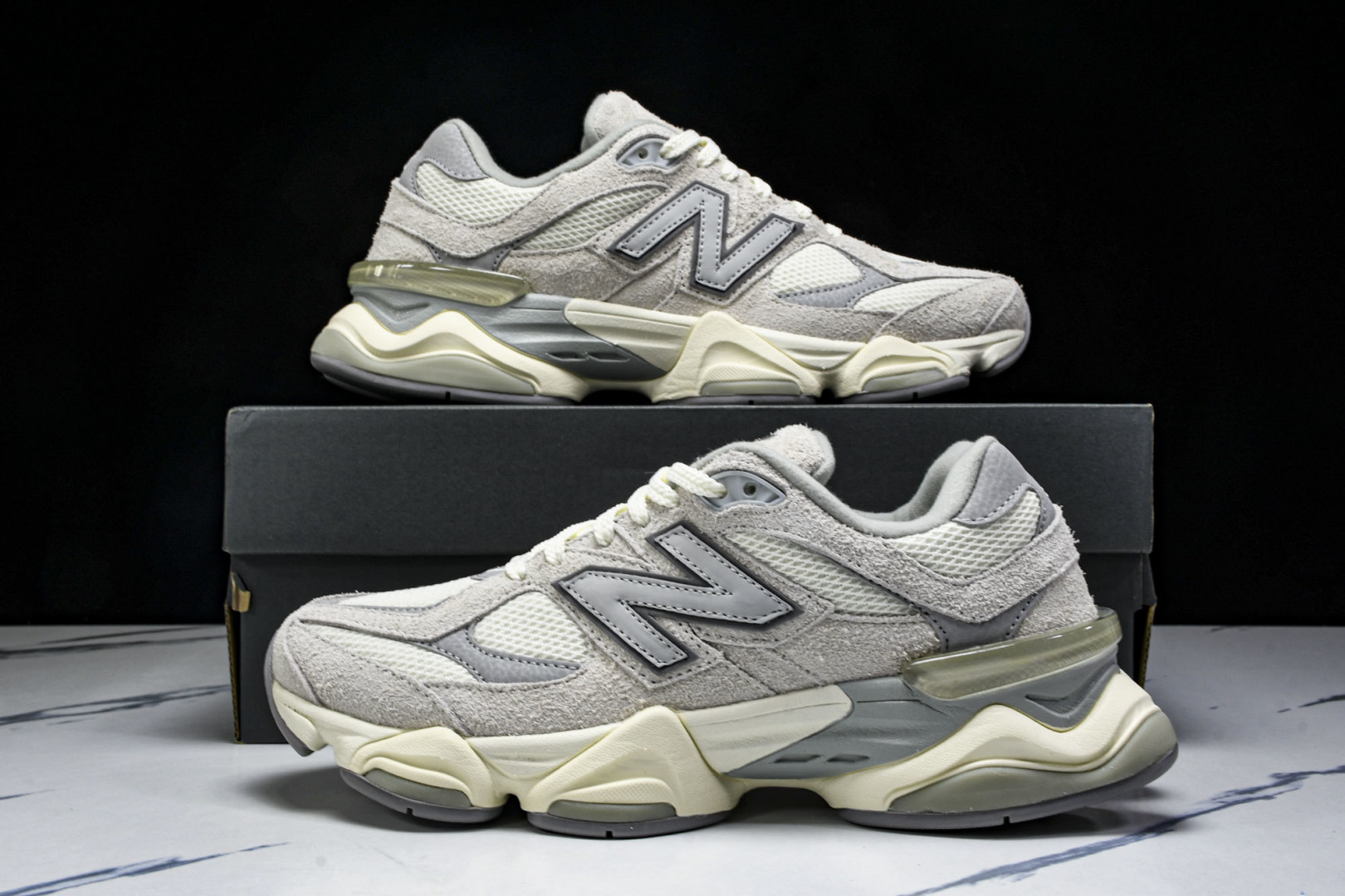 NB9060 尺码36-46.5

纯原版出品-New Balance NB9060 复古休闲运动慢跑鞋
