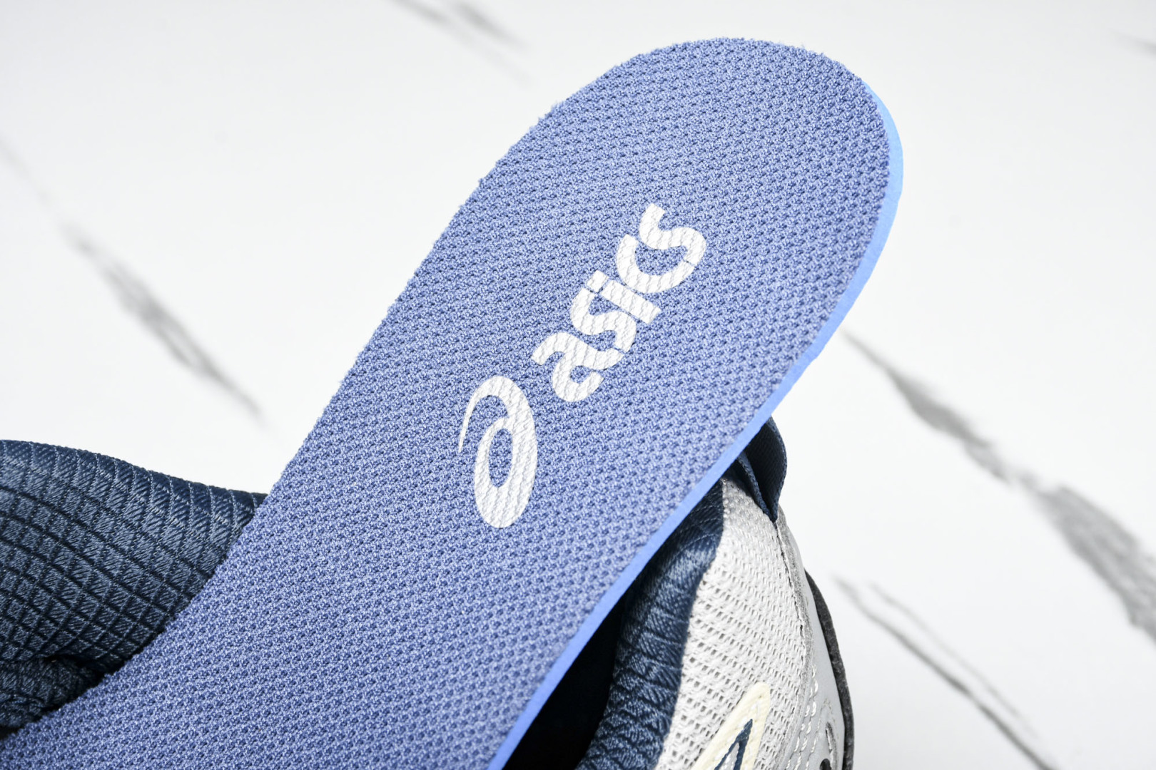 Asics 尺码36-45

纯原版出品-Gel-Sonoma CN 亚瑟士运动休闲透气专业跑鞋 101