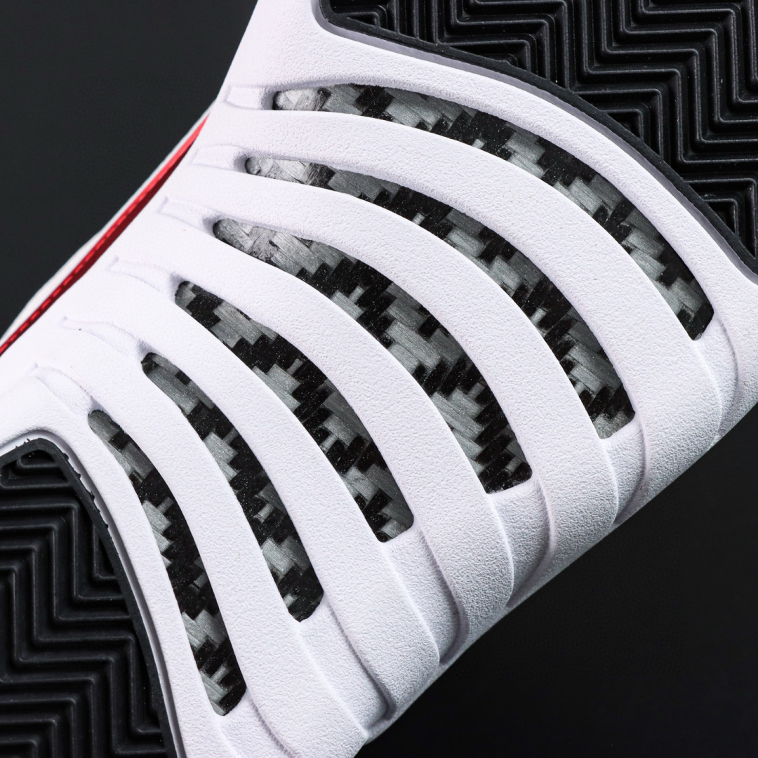 
Air Jordan 12 Retro “twist”
AJ12白红2021 外贸纯原订单‼
S2纯原