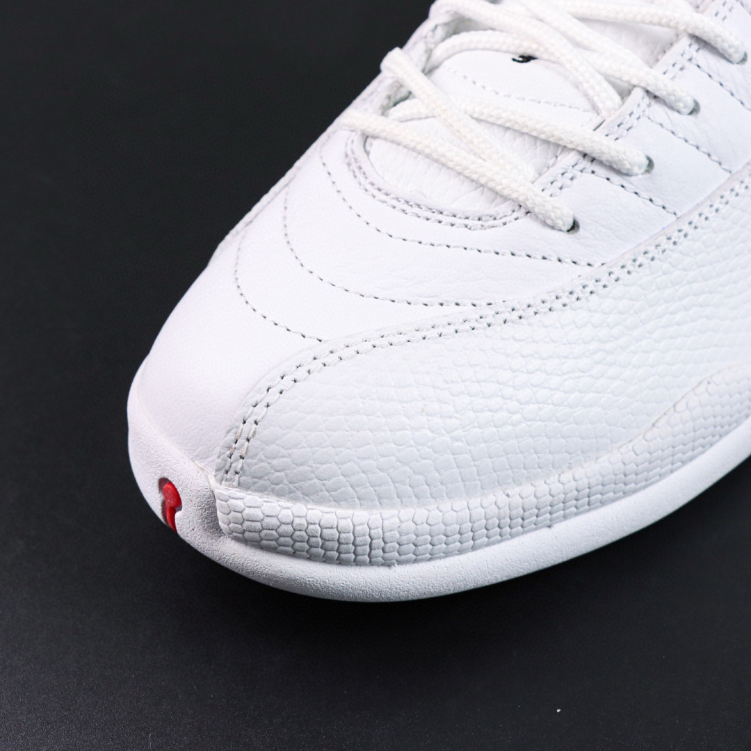 
Air Jordan 12 Retro “twist”
AJ12白红2021 外贸纯原订单‼
S2纯原