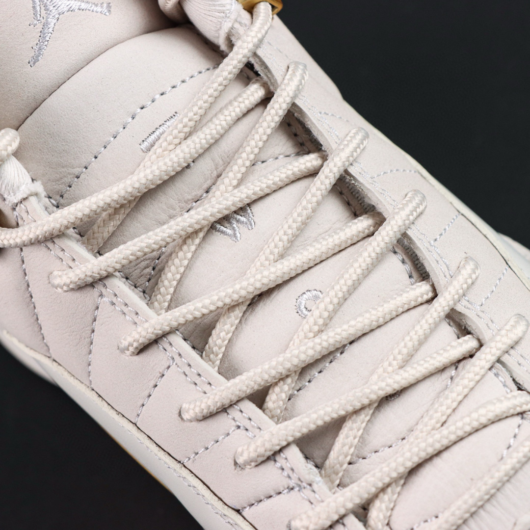 
Air Jordan 12 Retro “Phantom”幻影
AJ12幻影白金 外贸纯原订单‼
S2