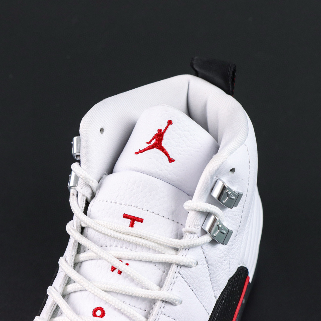 
Air Jordan 12 “Red Taxi”
AJ12白黑红 外贸纯原订单‼
S2纯原生产线出品
