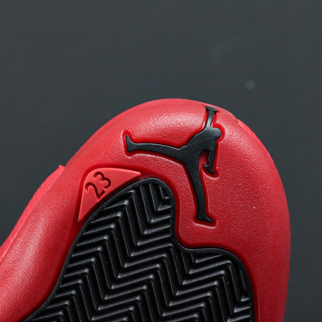
Air Jordan 12 Retro Flu Game
AJ12黑红复刻2025 外贸纯原订单‼
S