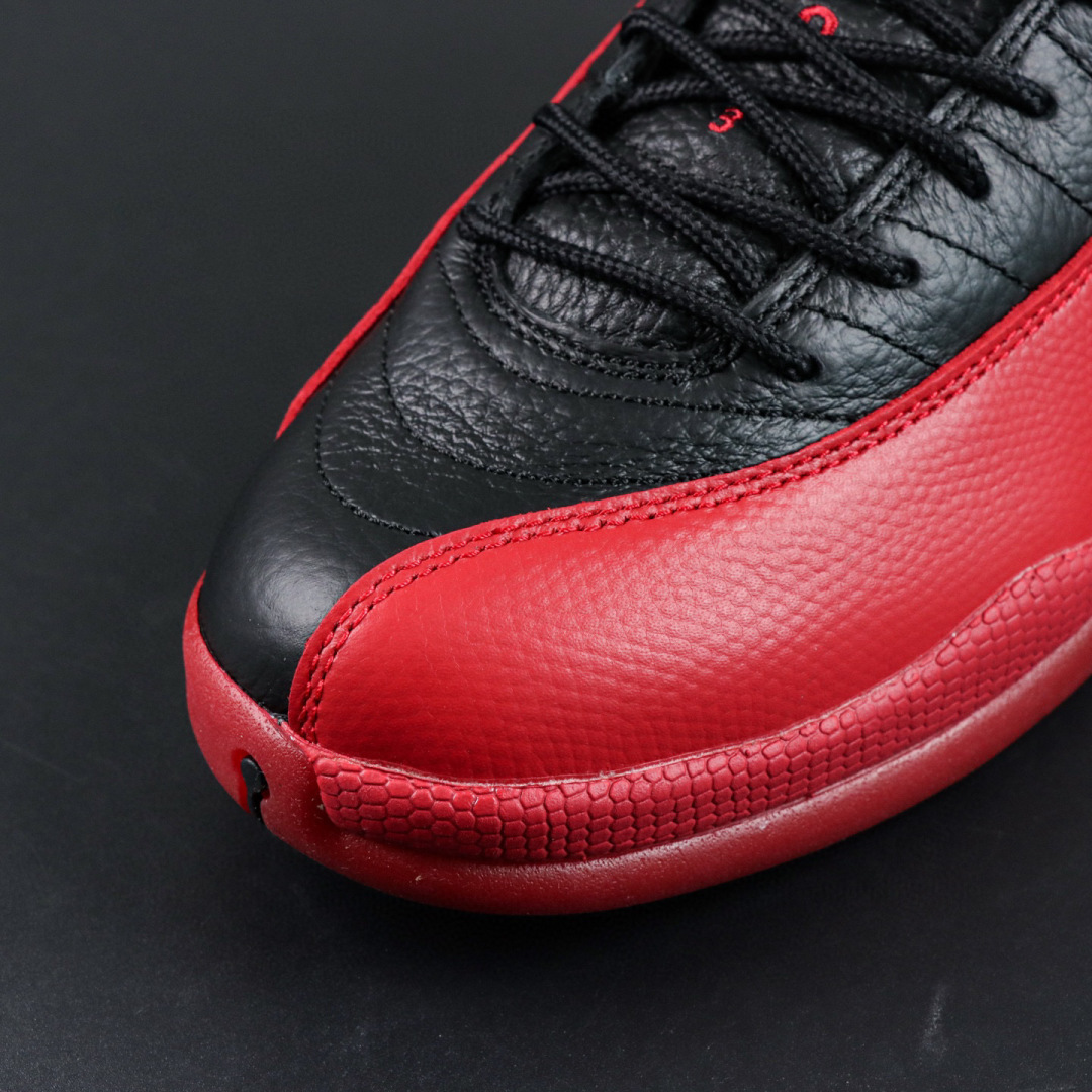 
Air Jordan 12 Retro Flu Game
AJ12黑红复刻2025 外贸纯原订单‼
S