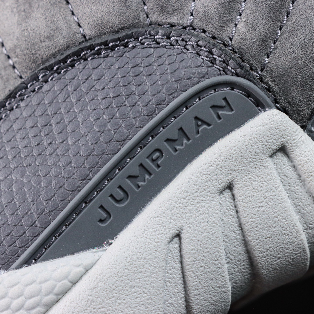 
Air Jordan 12 Retro Dark Grey
AJ12酷灰金扣 外贸纯原订单‼
S2纯原