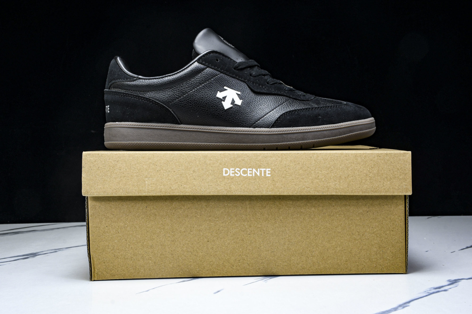  迪桑特 DESCENTE Chron 复古舒适百搭耐磨低帮生活休闲鞋 D5291LSN53_尺寸36 