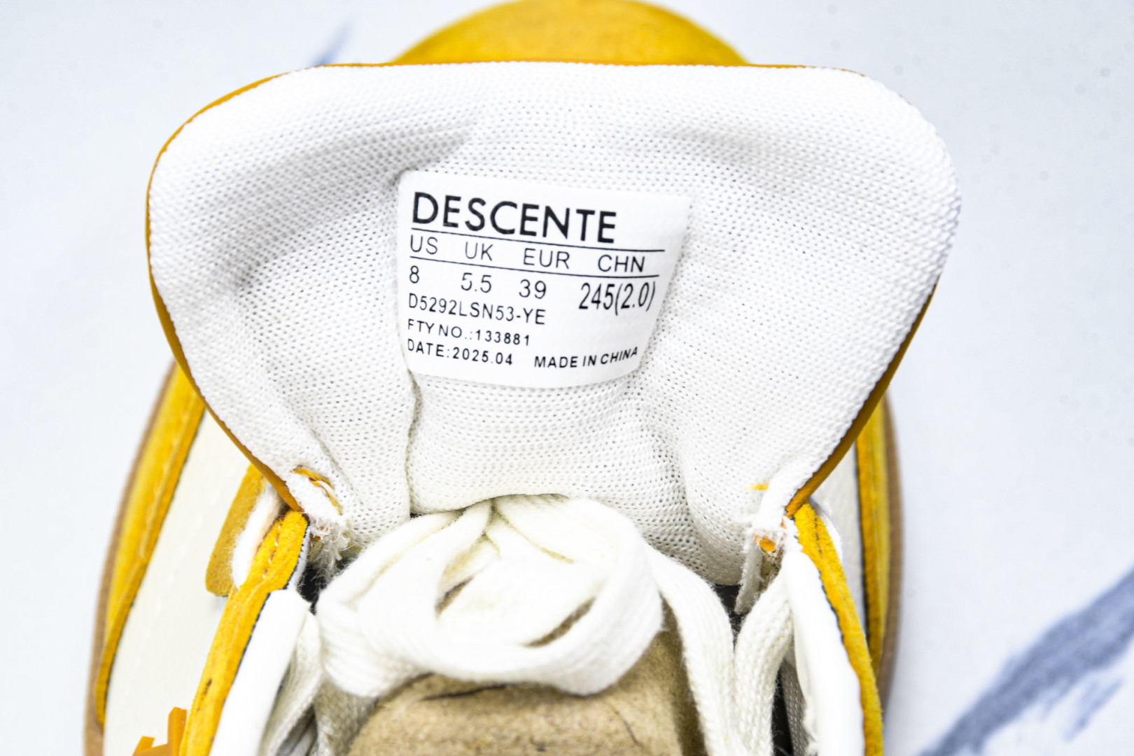  迪桑特 DESCENTE Chron 复古舒适百搭耐磨低帮生活休闲鞋 D5292LSN53 尺寸36 