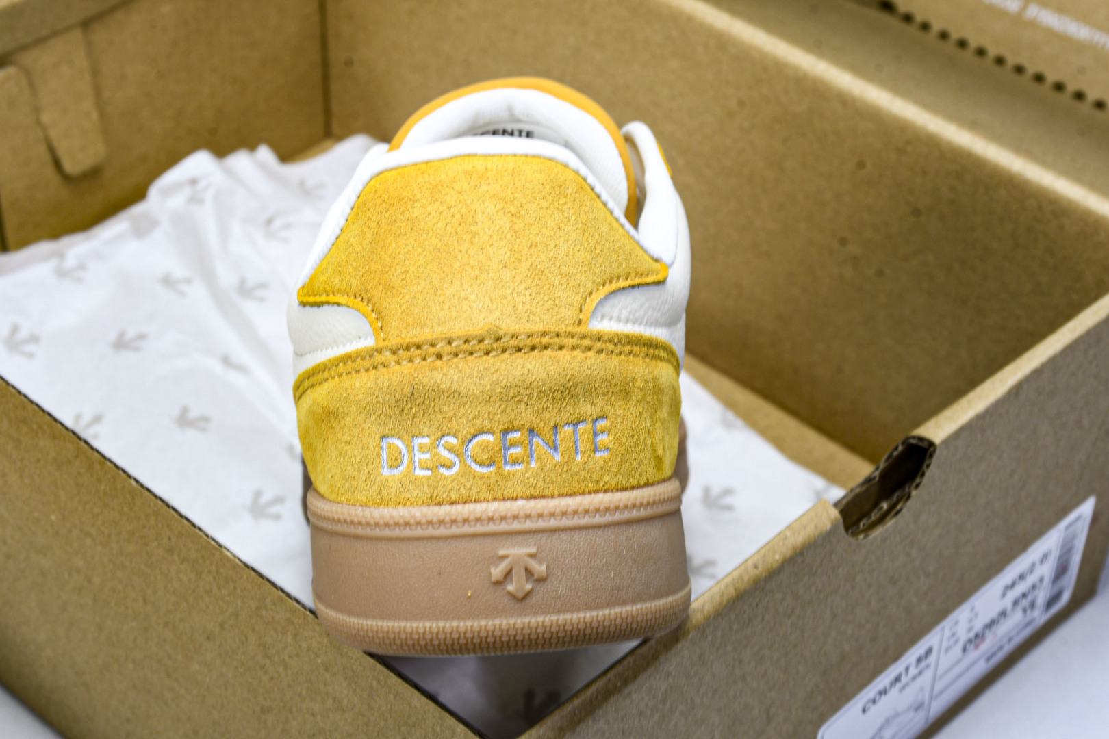  迪桑特 DESCENTE Chron 复古舒适百搭耐磨低帮生活休闲鞋 D5292LSN53 尺寸36 