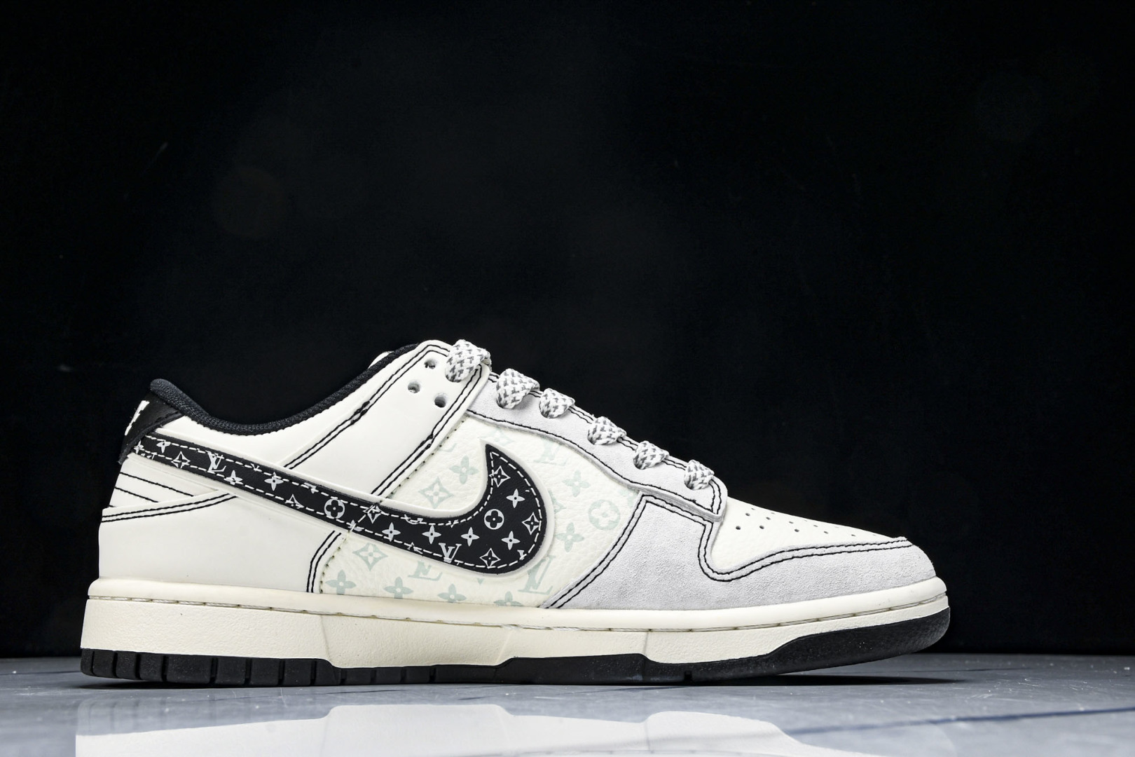  Nike SB Dunk Low LV联名 黑勾印花 周年高端定制 低帮休闲板鞋 YX5066-365