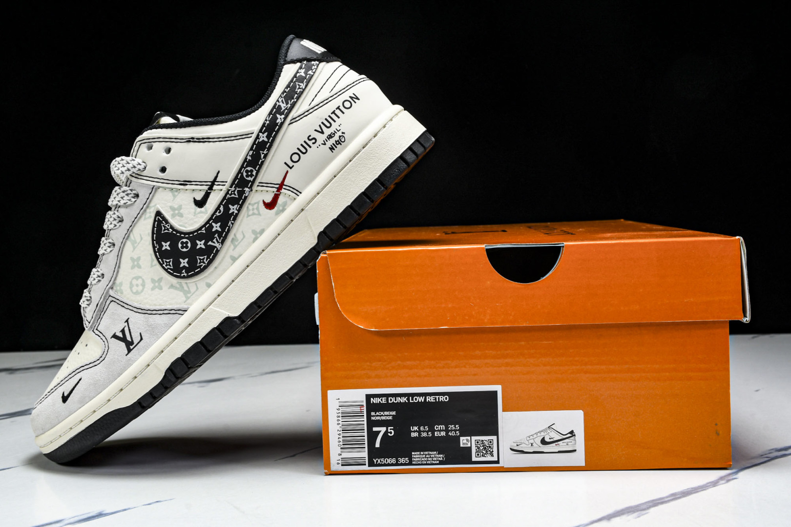  Nike SB Dunk Low LV联名 黑勾印花 周年高端定制 低帮休闲板鞋 YX5066-365