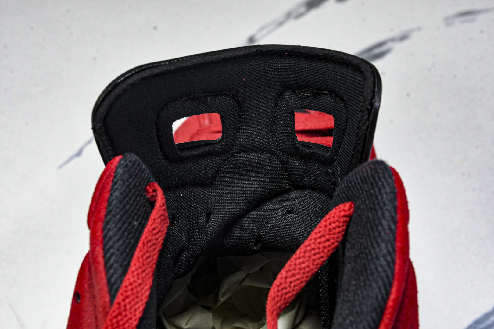 AJ6红 尺码40-47.5

纯原出品-Jordan Air Jordan 6 Retro Toro 