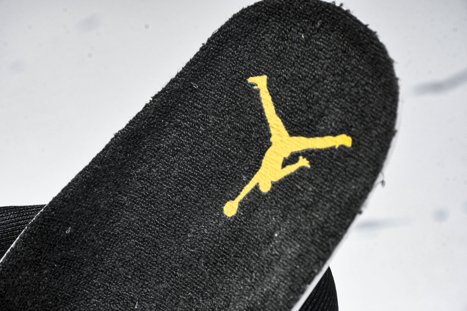 AJ11蓝 尺码40-47.5

纯原出品-Air Jordan 11 Retro Gamma Blue