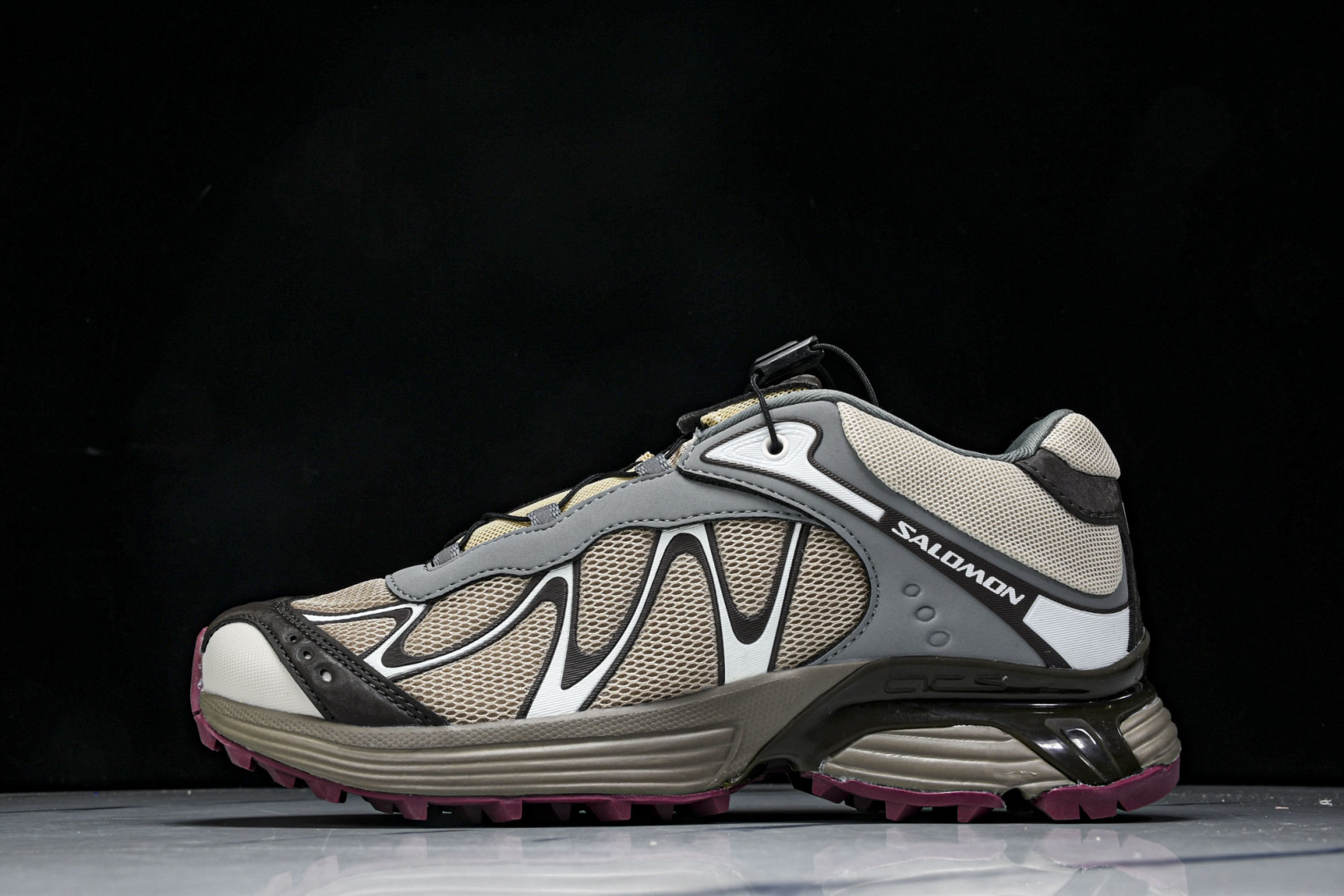 萨洛蒙 尺码36-46.5

纯原出品-Salomon XT-Whisper 萨洛蒙 探索者系列户外越野