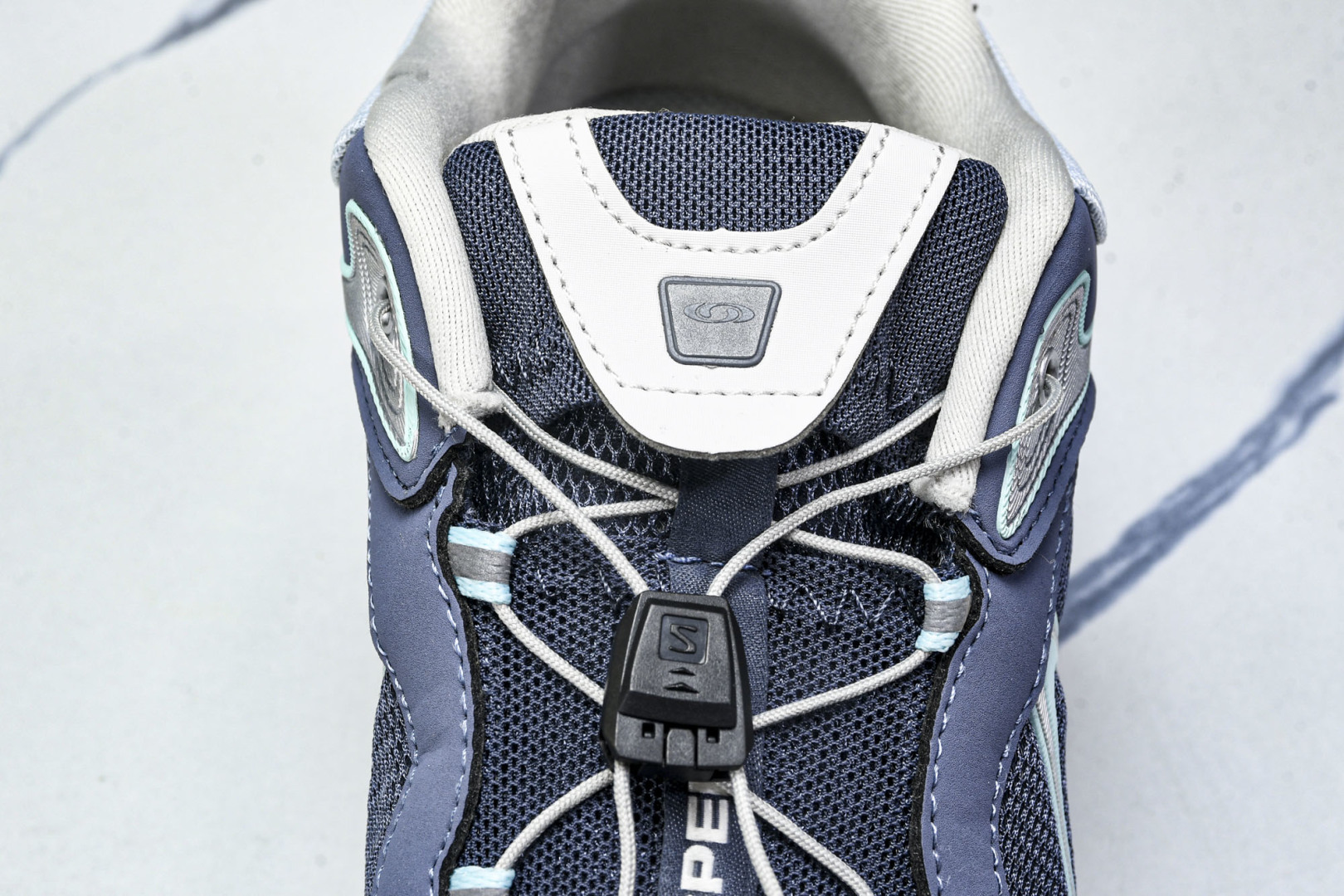 萨洛蒙 尺码36-46.5

纯原出品-Salomon XT-Whisper 萨洛蒙 探索者系列户外越野