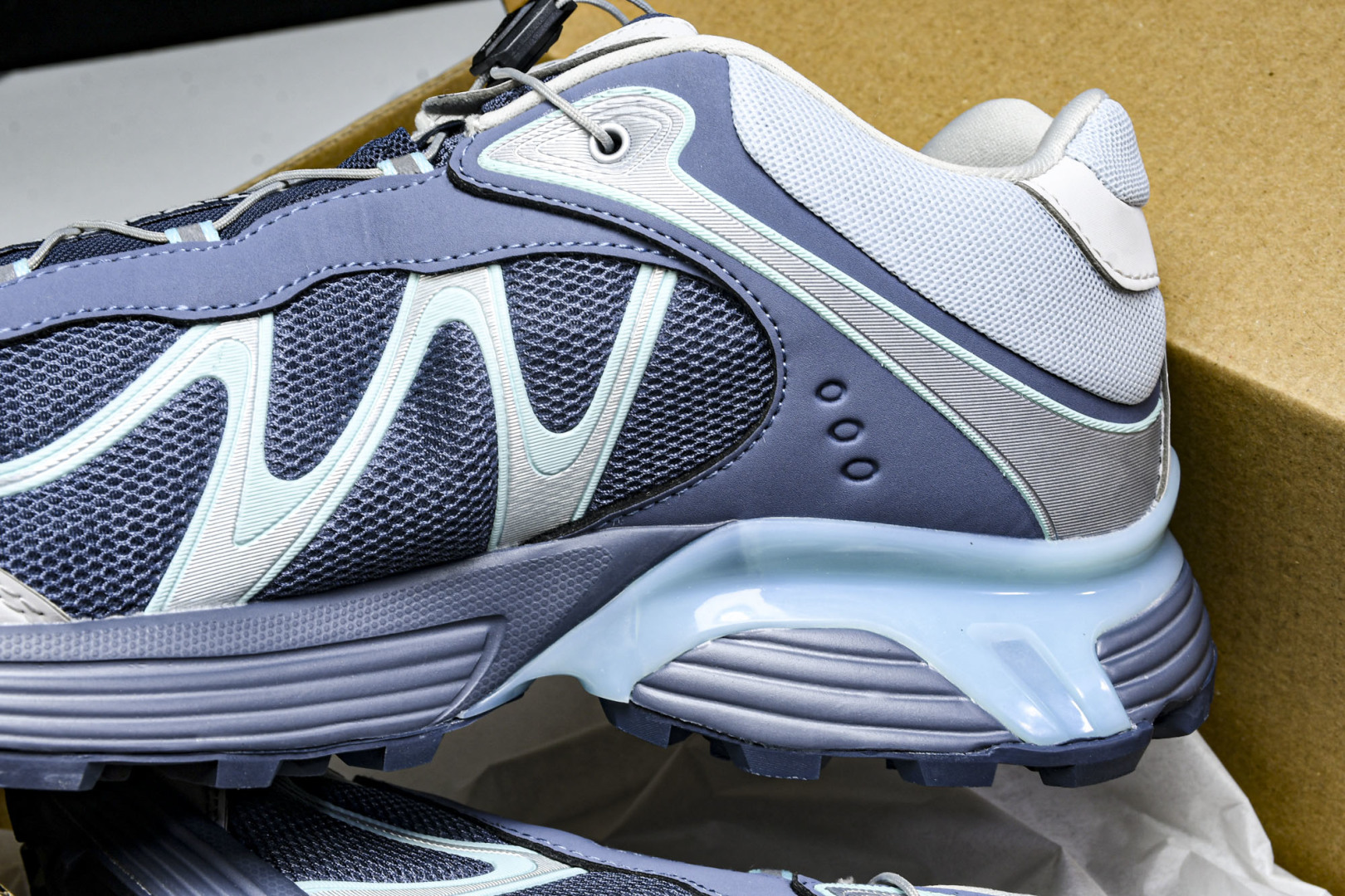 萨洛蒙 尺码36-46.5

纯原出品-Salomon XT-Whisper 萨洛蒙 探索者系列户外越野