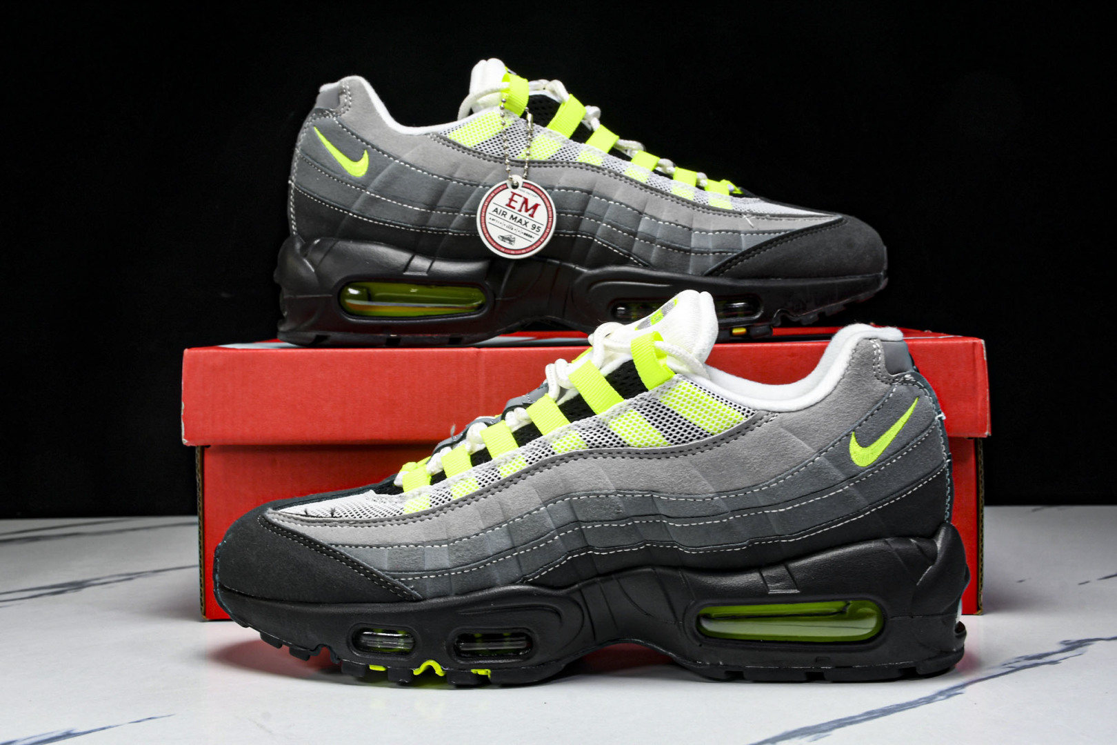  NK Air Max 95 复古减震气垫跑鞋 -002 尺寸 36 36.5 37.5 38 38.5