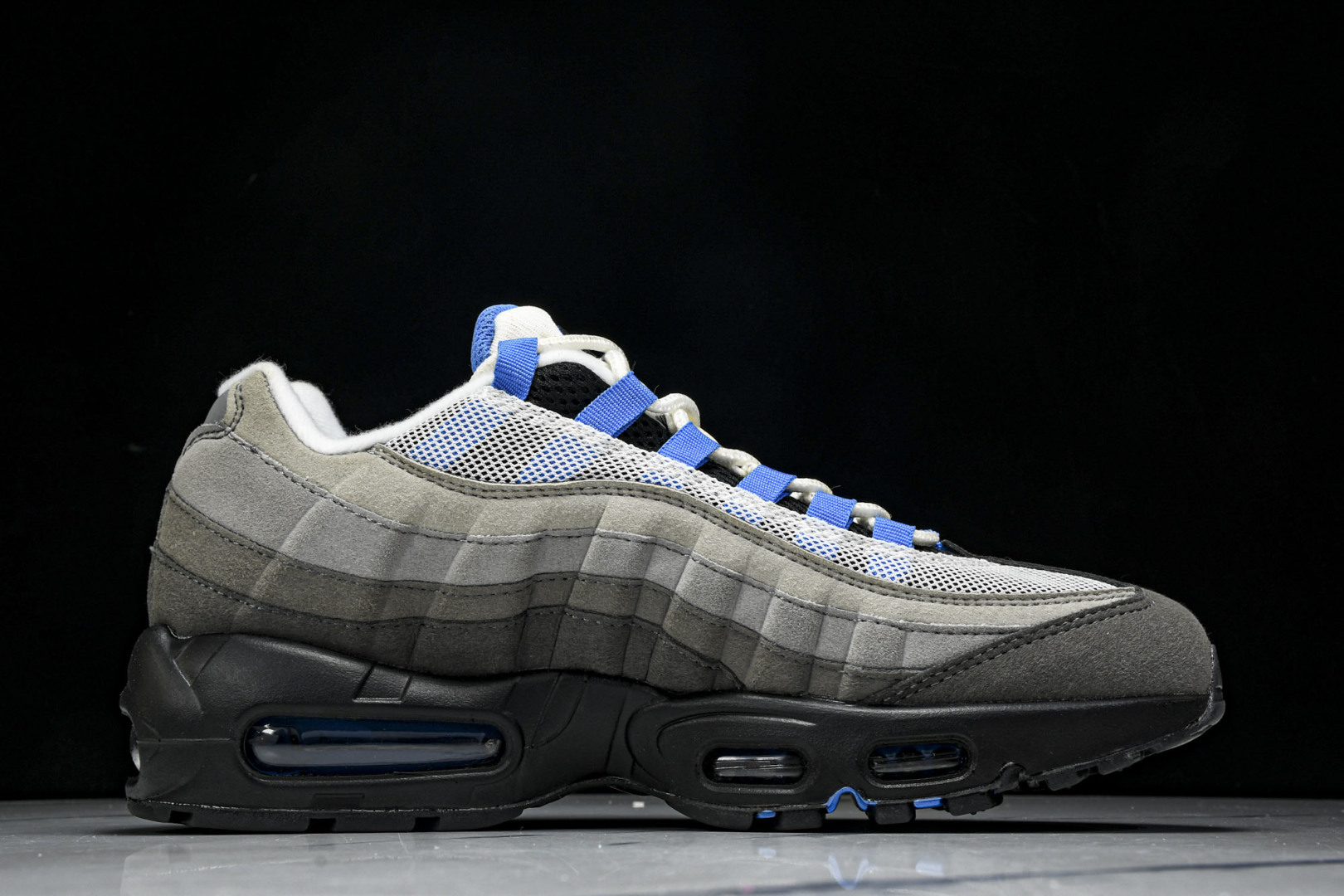 NK Air Max 95 复古减震气垫跑鞋 -104 尺寸 36 36.5 37.5 38 38.5