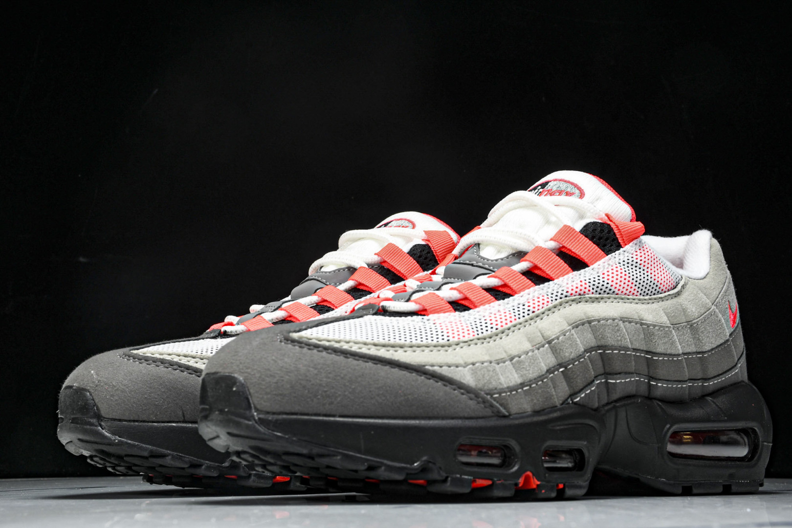  NK Air Max 95 复古减震气垫跑鞋 AT2865 100 尺寸 36 36.5 37.5 3