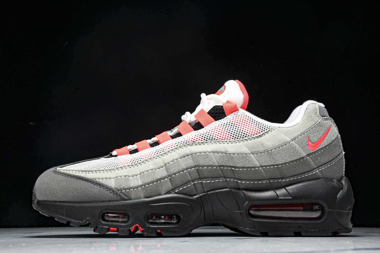  NK Air Max 95 复古减震气垫跑鞋 AT2865 100 尺寸 36 36.5 37.5 3