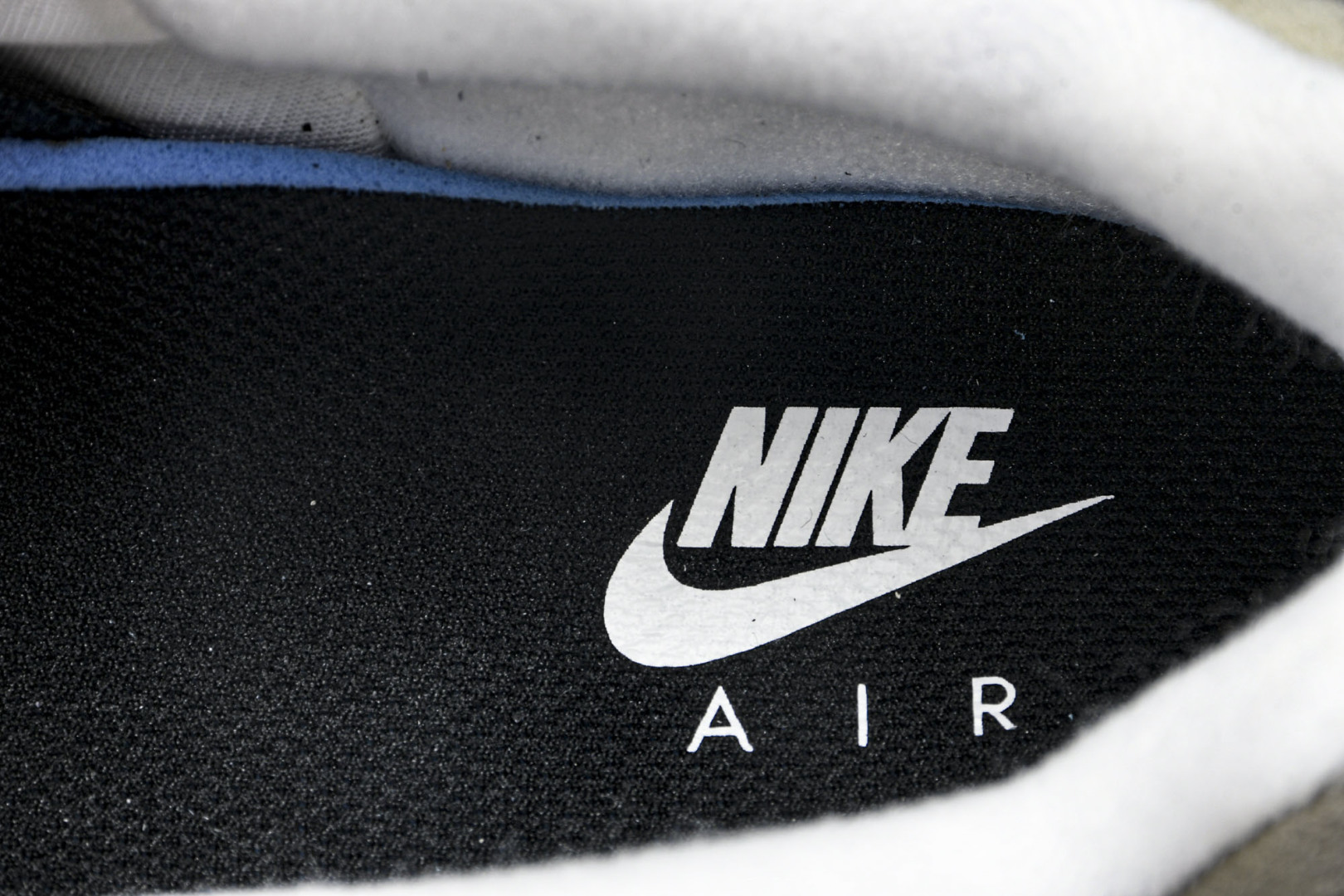  NK Air Max 95 复古减震气垫跑鞋 CD7495-101 尺寸 36 36.5 37.5 3