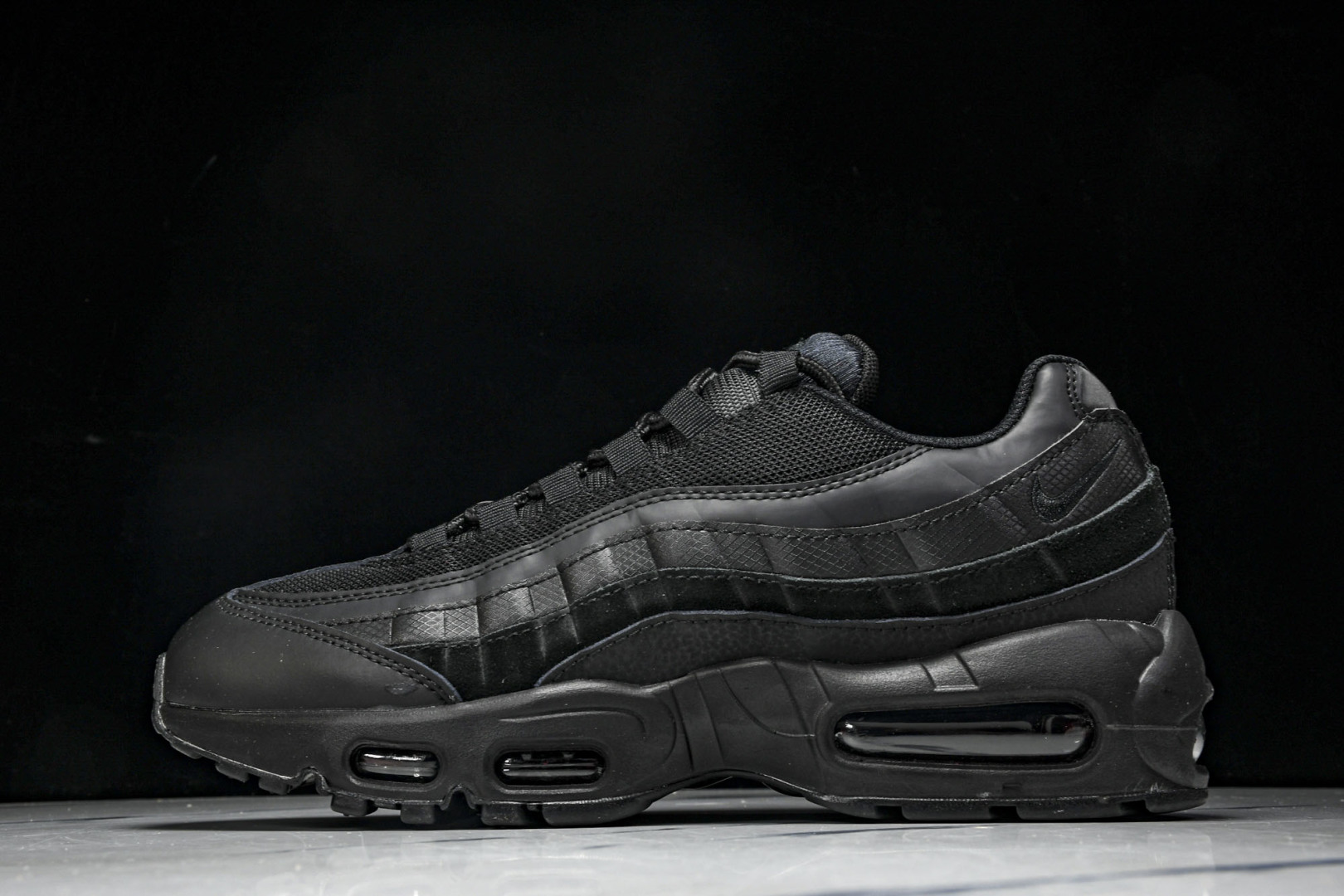  NK Air Max 95 复古减震气垫跑鞋 CI3705-001 尺寸 36 36.5 37.5 3