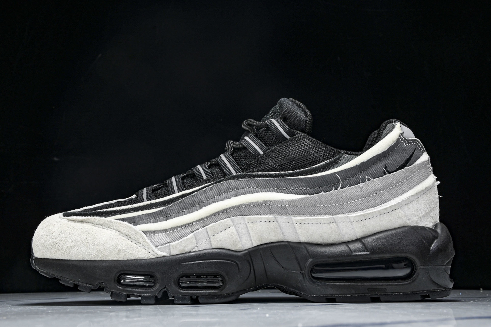  NK Air Max 95 复古减震气垫跑鞋 CU8406-101 尺寸 36 36.5 37.5 3